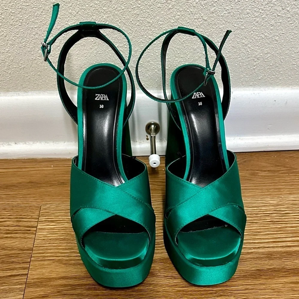 ZARA round toe Block Heels Platform Sandals
